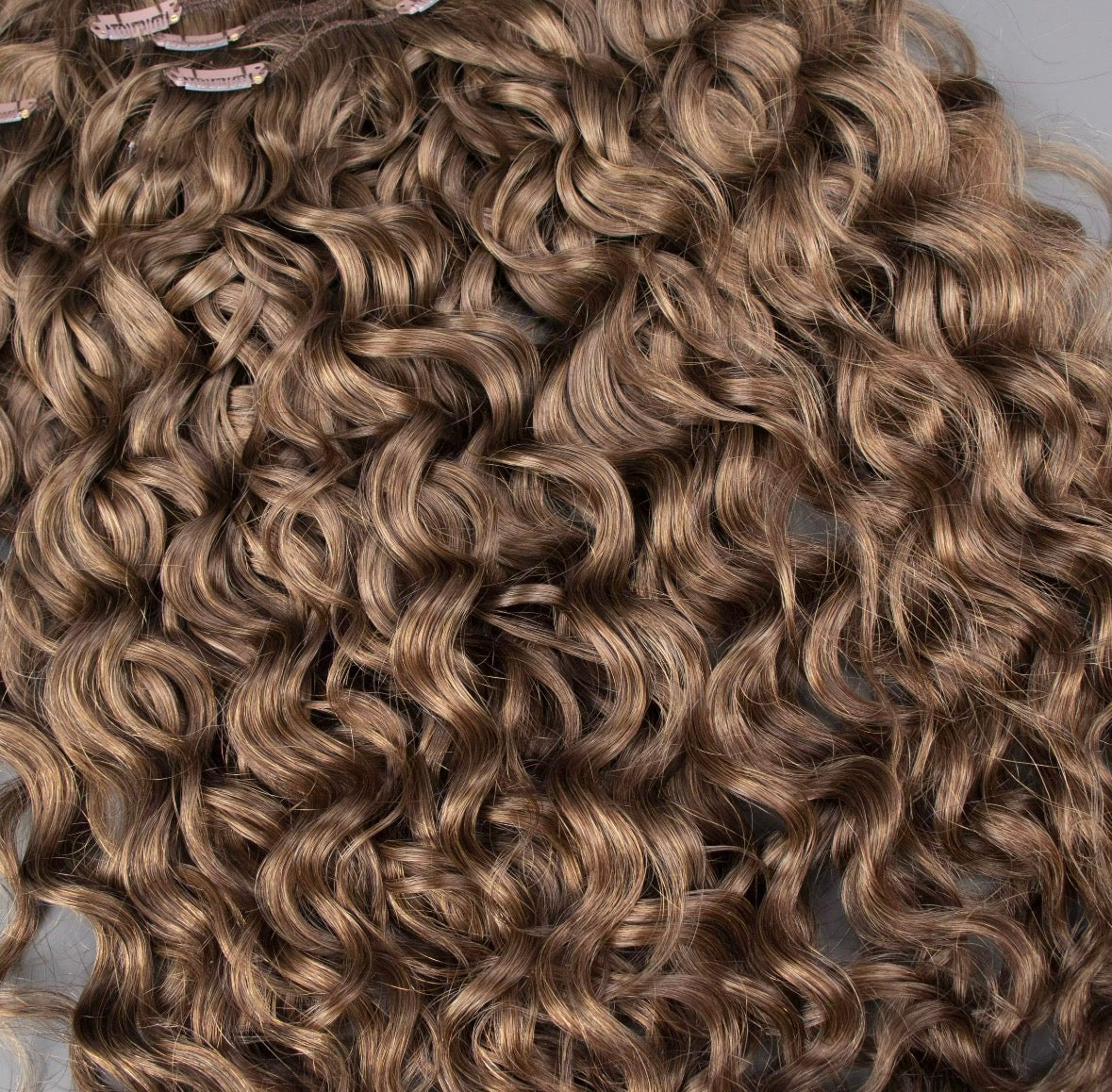 Clip- In Caramel Brown Curl