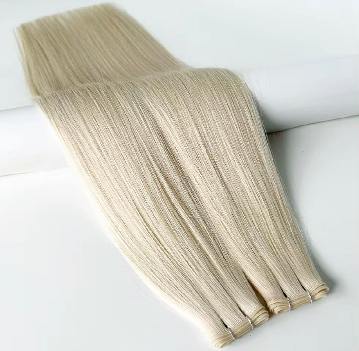 Weft Champagne Blonde